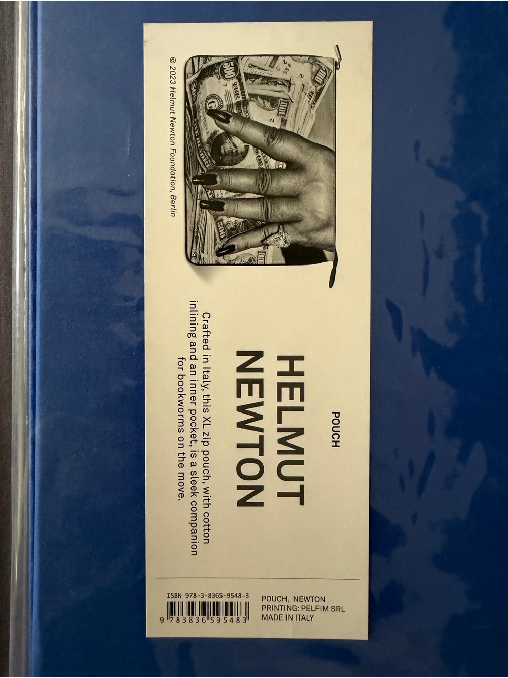 TASCHEN Pouch. Helmut Newton ‘Fat Hand and Dollars’ - Picture 7 of 7